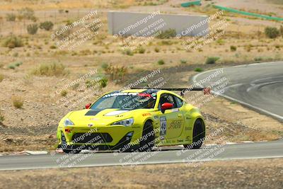 media/May-31-2025-CalClub SCCA (Sat) [[2c1a04e1ee]]/Qualifying/Group 2/Turn 4/